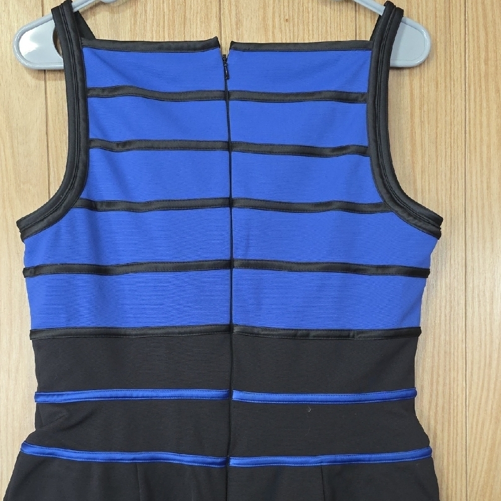 White House Black Market Blue and Black Mini Dress - Picture 5 of 8